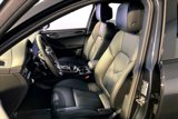 Used 2025 Porsche Macan image 5