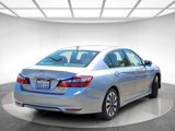 Used 2017 Honda Accord Touring image 4