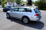 Used 2017 Volkswagen Golf Alltrack SE image 3