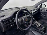 Certified 2024 Porsche Macan image 4