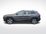 Used 2019 Jeep Cherokee Limited image 2