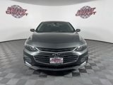 Used 2017 Chevrolet Malibu LT image 2