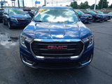 Used 2022 GMC Terrain SLE w/ Driver Convenience Package image 3