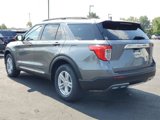 Certified 2022 Ford Explorer XLT w/ Equipment Group 202A image 3