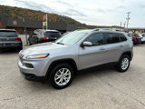 Used 2017 Jeep Cherokee Latitude w/ Comfort/Convenience Group image 4