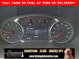 Used 2023 GMC Acadia SLE w/ Driver Convenience Package image 3