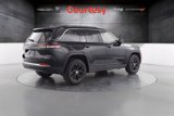 Certified 2023 Jeep Grand Cherokee Limited image 3