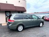 Used 2012 Toyota Sienna LE image 5