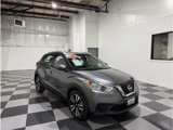 Used 2018 Nissan Kicks SV image 2