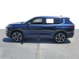 Used 2022 Mitsubishi Outlander SEL image 2