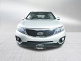 Used 2013 Kia Sorento LX w/ Convenience Pkg image 2