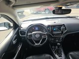Used 2020 Jeep Cherokee Limited image 3