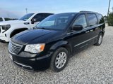 Used 2015 Chrysler Town & Country Touring w/ Driver Convenience Group image 4