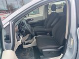 Used 2022 Chrysler Voyager LX image 6