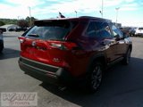 Used 2022 Toyota RAV4 XLE Premium image 2