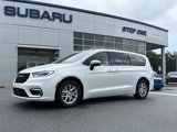 Used 2023 Chrysler Pacifica Touring-L image 2