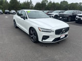 Used 2022 Volvo S60 B5 R-Design w/ Advanced Package image 2