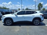 New 2025 Chevrolet Trax LT w/ Sunroof Package image 5