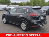 Used 2018 Nissan Rogue SV image 3