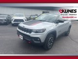 Used 2024 Jeep Compass Trailhawk image 5