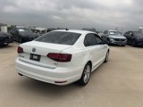 Used 2017 Volkswagen Jetta SEL image 3