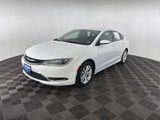 Used 2015 Chrysler 200 Limited w/ Convenience Group image 4