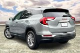 Used 2024 GMC Terrain SLT image 4