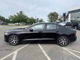 Used 2019 Volvo S60 T6 Momentum image 2