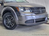 Used 2018 Dodge Journey SE w/ Blacktop Package image 2