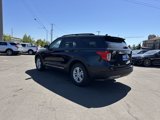 Used 2023 Ford Explorer XLT w/ Equipment Group 202A image 4