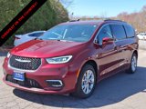 Used 2022 Chrysler Pacifica Touring-L image 3