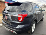 Used 2017 Ford Explorer XLT w/ Equipment Group 202A image 3