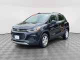 Used 2022 Chevrolet Trax LT w/ LT Convenience Package image 3