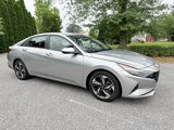 Used 2023 Hyundai Elantra SEL w/ Convenience Package image 3