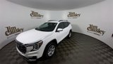 Used 2022 GMC Terrain SLE w/ Driver Convenience Package image 4