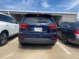 Used 2020 Kia Sorento LX w/ LX I4 Convenience Package image 3