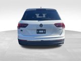 Certified 2024 Volkswagen Tiguan SE image 5