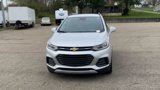 Used 2020 Chevrolet Trax LT w/ LT Convenience Package image 3