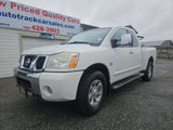 Used 2004 Nissan Titan SE image 2