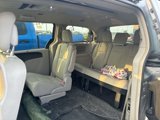 Used 2016 Chrysler Town & Country Touring w/ Driver Convenience Group image 4