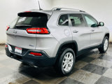 Used 2017 Jeep Cherokee Latitude w/ Comfort/Convenience Group image 6