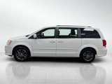 Used 2017 Dodge Grand Caravan SXT image 3