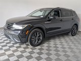 Certified 2022 Volkswagen Tiguan SE w/ Panoramic Sunroof Package image 4
