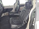 Used 2022 Chrysler Pacifica Touring-L image 3