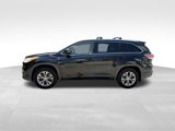 Used 2014 Toyota Highlander XLE image 3