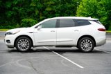 Used 2018 Buick Enclave Essence image 3
