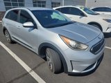 Used 2017 Kia Niro FE image 3