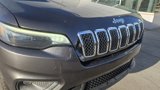 Used 2019 Jeep Cherokee Latitude Plus w/ Comfort/Convenience Group image 3