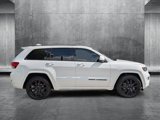 Used 2019 Jeep Grand Cherokee Altitude image 4