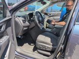 Used 2019 Chevrolet Equinox LT w/ Sun & Navigation Package image 5